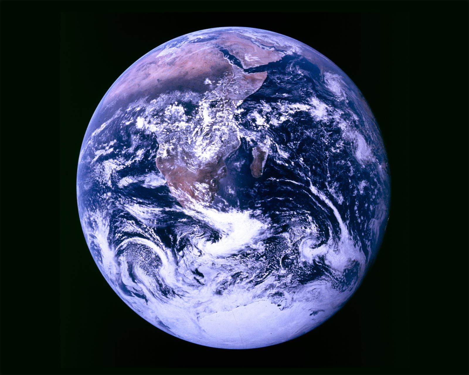 earth1.jpg